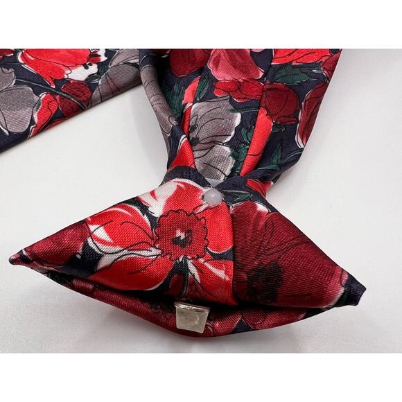 Ketch Metal Clip-on Necktie- 17.5" Long x 3.5" Wide Red Blue Floral Print Tie - Picture 3 of 6